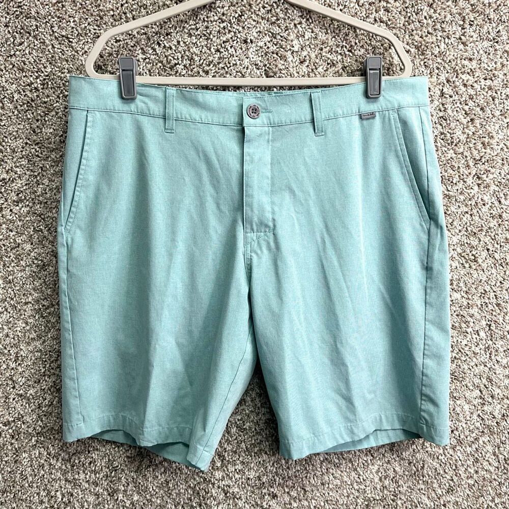 Travis Mathew Shorts‎ Men’s 38 Light Teal Blue 9.5”